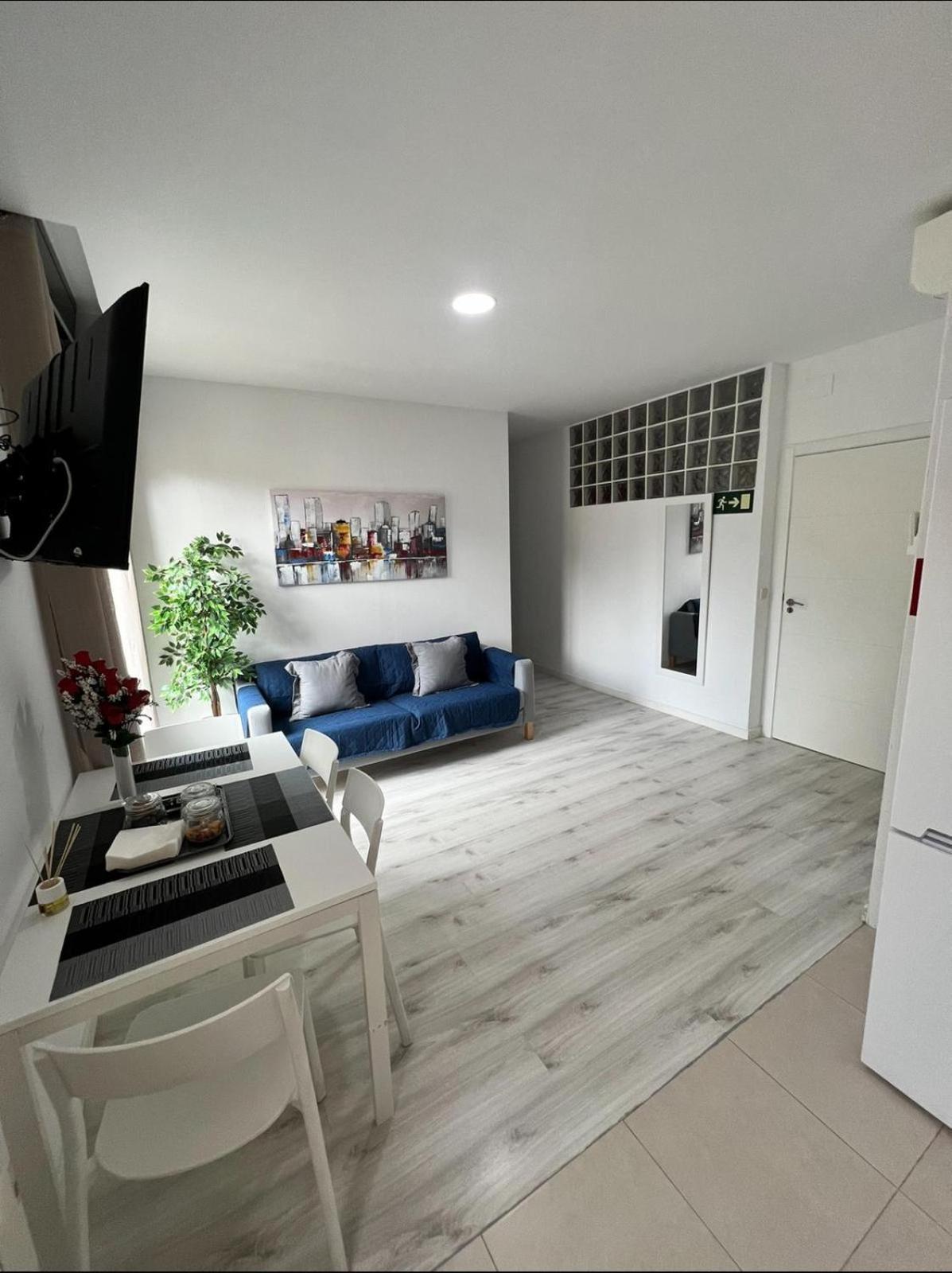 Empecinado 2 Personas Appartement Alcalá de Henares Buitenkant foto